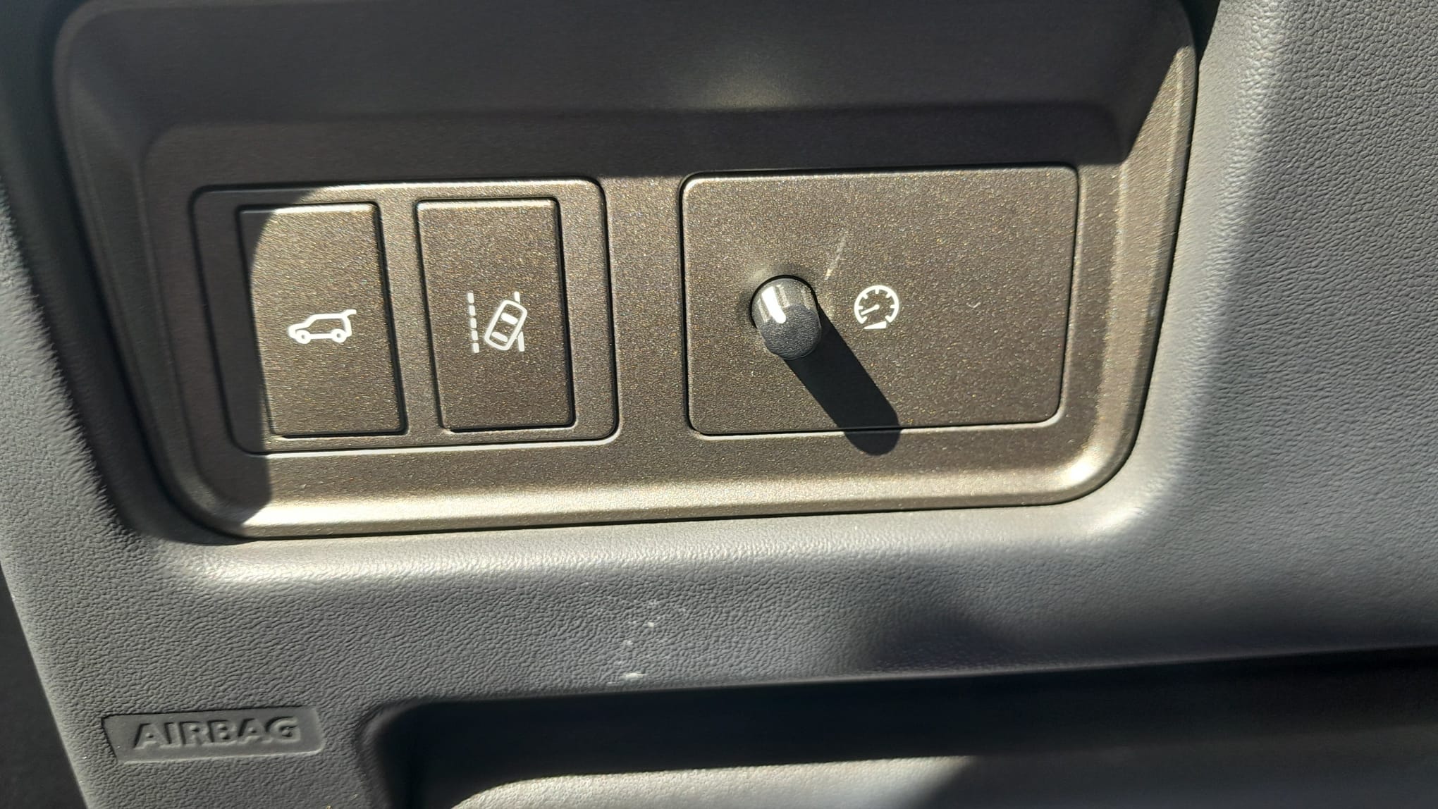 LAND ROVER EVOQUE 2.0 TD4 SE DYNAMIC 150CV AUTO 4X4 IMM 01/04/2017 KM 144750 € 14.690,00 - immagine 22