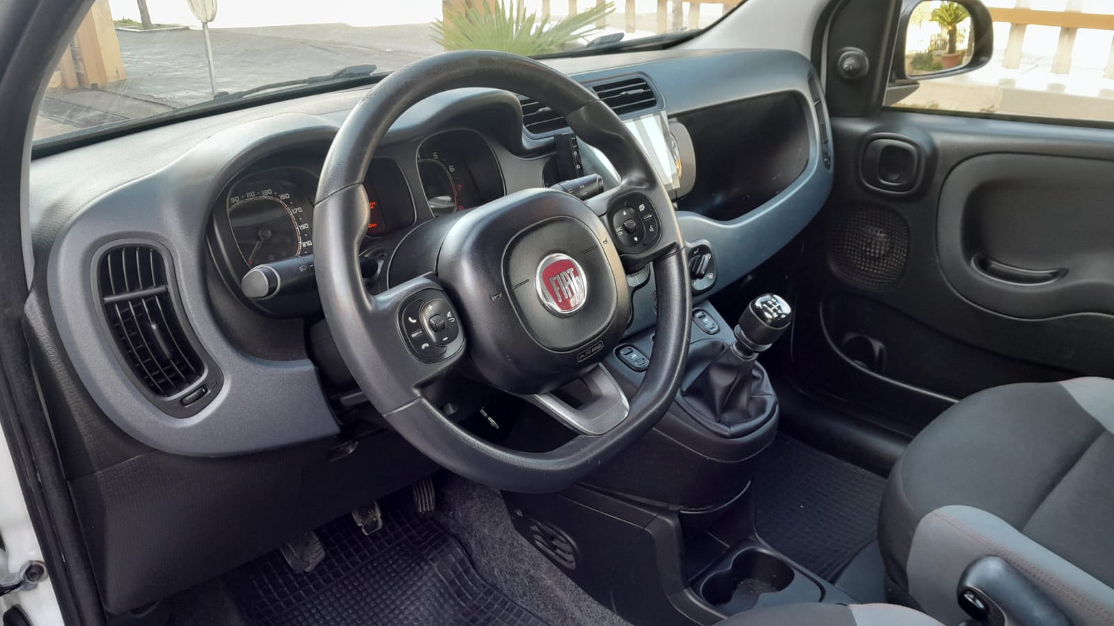 FIAT PANDA 1.2 POP 69CV IMM 12/2017 KM 182000 CAMBIO MANUALE € 6.490,00 - immagine 13