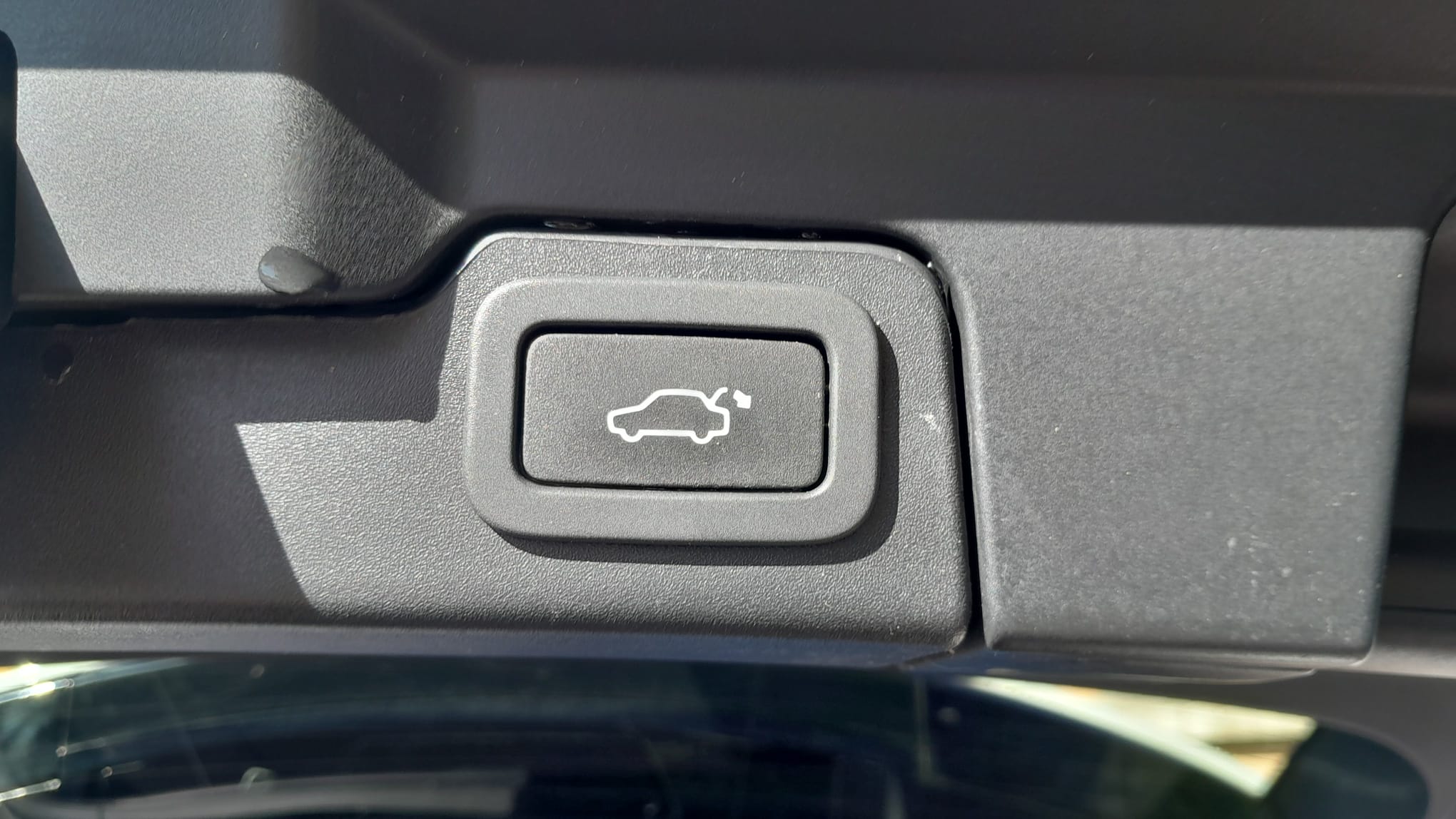 LAND ROVER EVOQUE 2.0 TD4 SE DYNAMIC 150CV AUTO 4X4 IMM 01/04/2017 KM 144750 € 14.690,00 - immagine 25