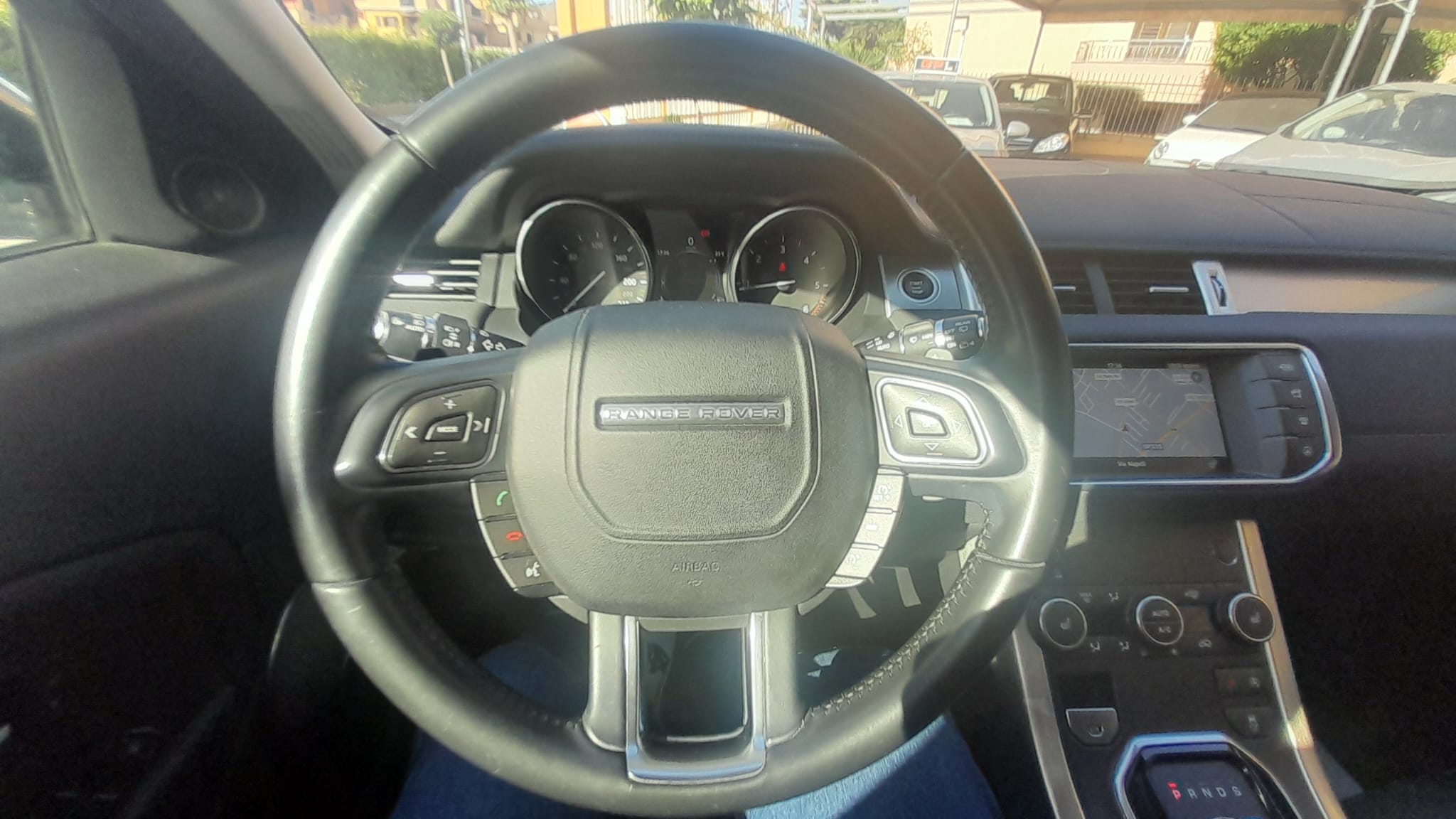 LAND ROVER EVOQUE 2.0 TD4 SE DYNAMIC 150CV AUTO 4X4 IMM 01/04/2017 KM 144750 € 14.690,00 - immagine 7