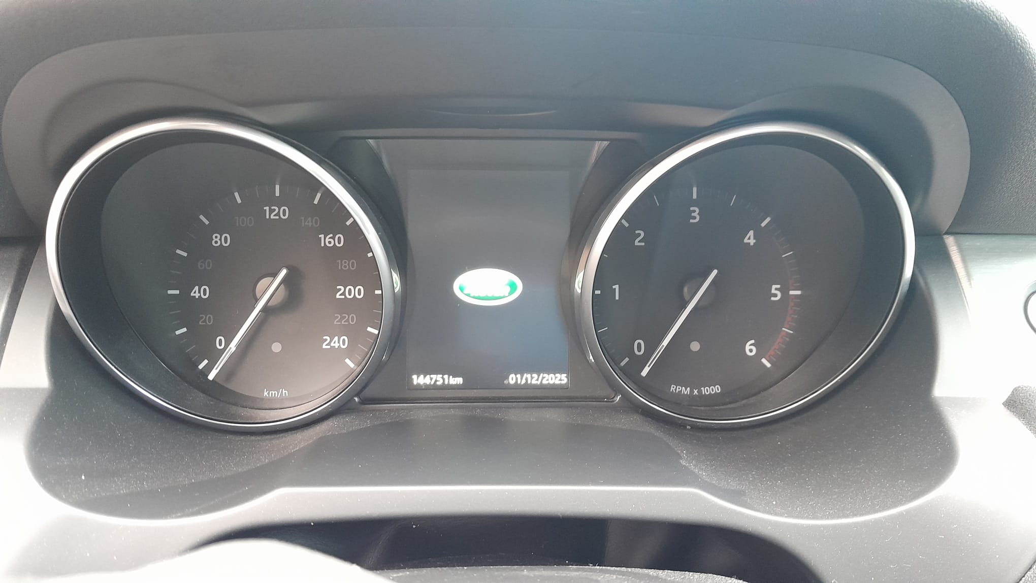 LAND ROVER EVOQUE 2.0 TD4 SE DYNAMIC 150CV AUTO 4X4 IMM 01/04/2017 KM 144750 € 14.690,00 - immagine 10