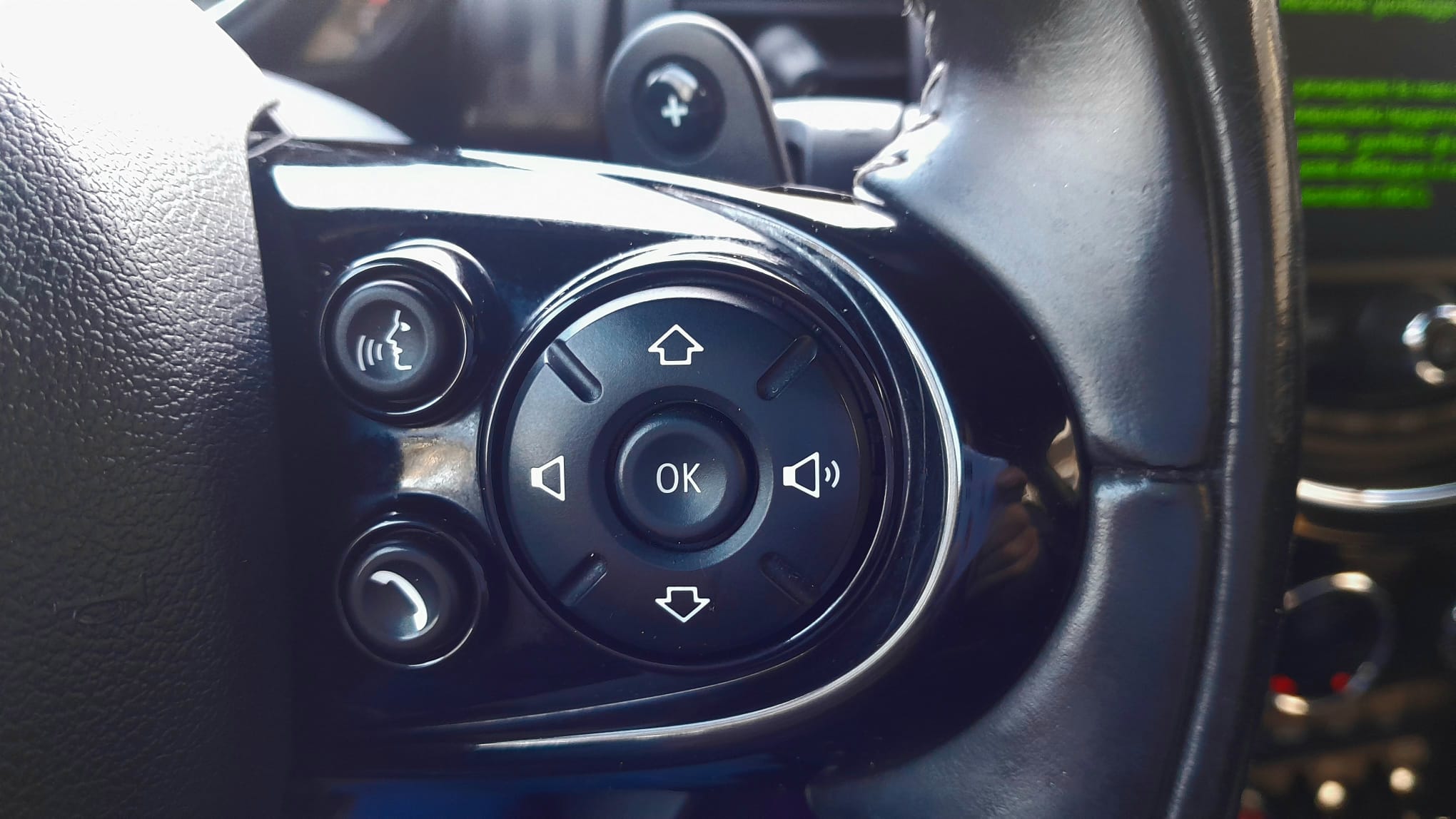 MINI 2.0 COOPER SD HYPE 5P AUTO IMM 24-04-2018 KM 147000 DIESEL AUTOMATICA € 15.490,00 - immagine 15