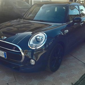 MINI 2.0 COOPER SD HYPE 5P AUTO IMM 24-04-2018 KM 147000 DIESEL AUTOMATICA € 12.590,00