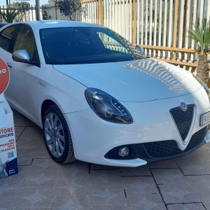 ALFA ROMEO GIULIETTA 1.6 JTDM 120CV BUSINESS IMM 30/06/2017 KM 137800 CAMBIO MANUALE € 9.490,00
