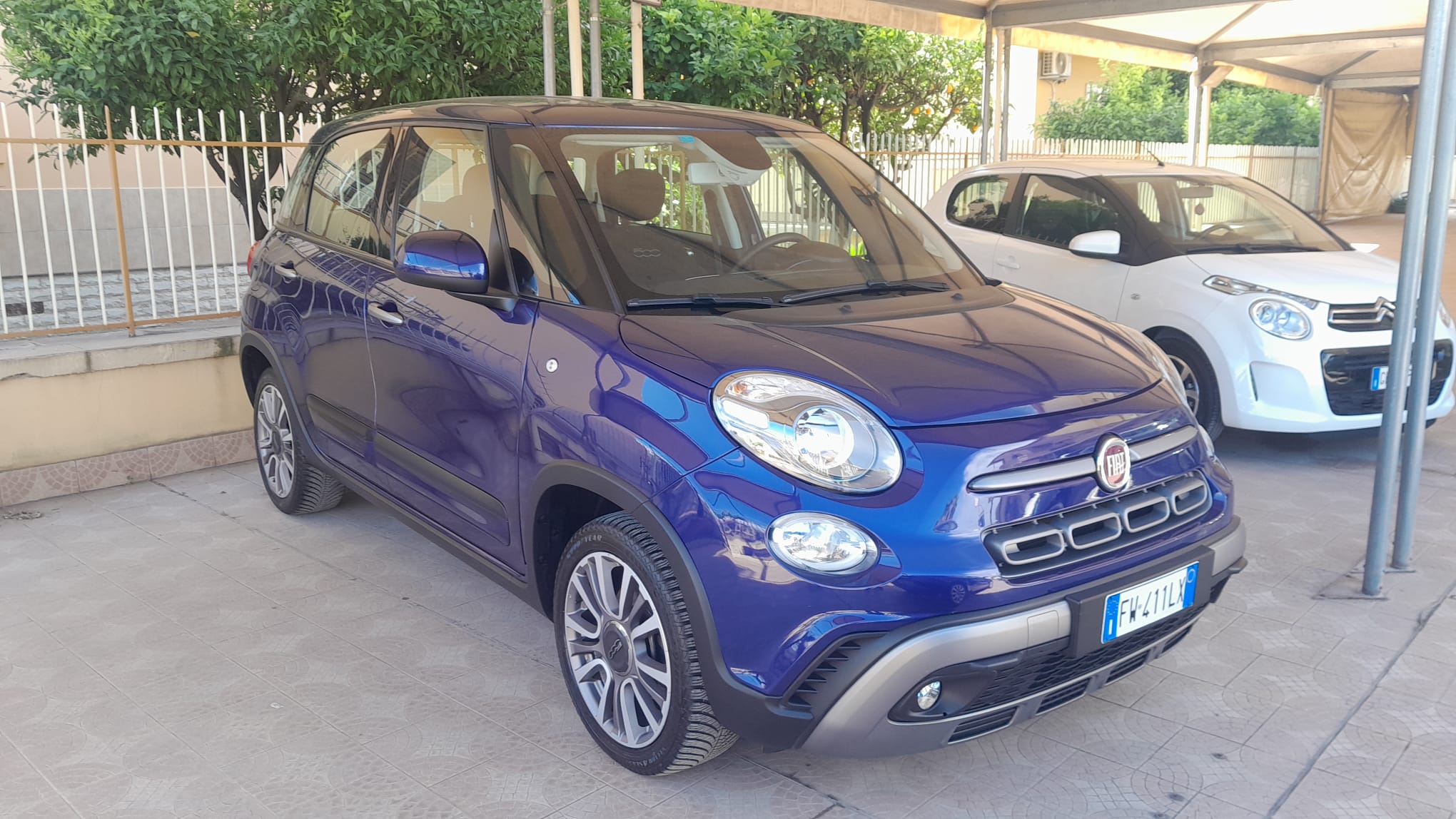 FIAT 500L 1.3 MJT MIRROR CITY CROSS 95 CV DUALOGIC IMM 04/2019 KM 85700 AUTOMATICA € 11.990,00