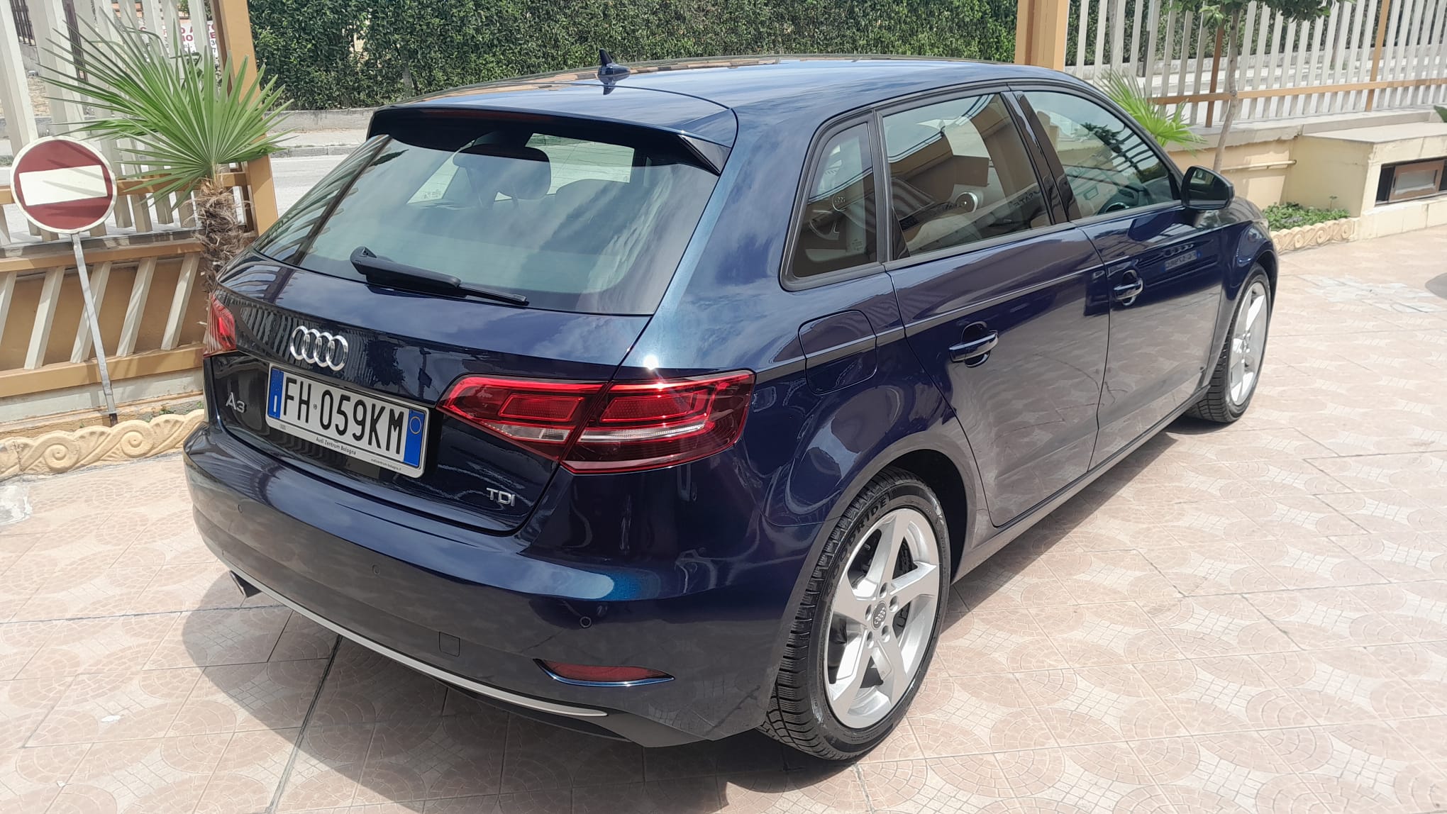 A3 SPB 1.6 TDI S-TRONIC 110CV SPORT IMM 28/02/2017 KM 153800 € 12.990,00 - immagine 4