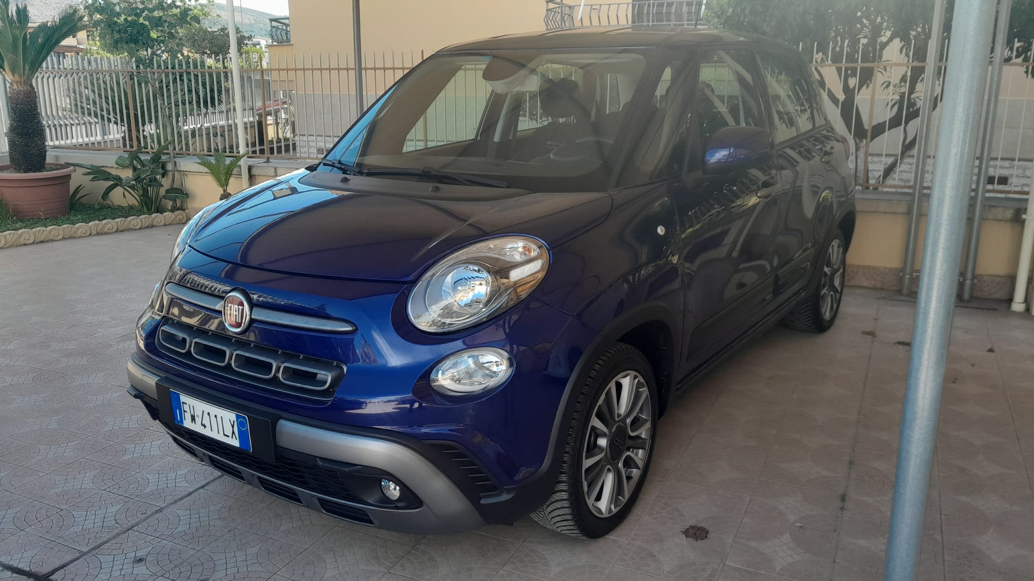 FIAT 500L 1.3 MJT MIRROR CITY CROSS 95 CV DUALOGIC IMM 04/2019 KM 85700 AUTOMATICA € 11.990,00 - immagine 2